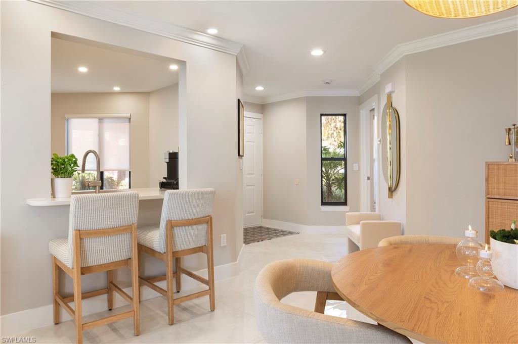 COURTSIDE COMMONS - Residential