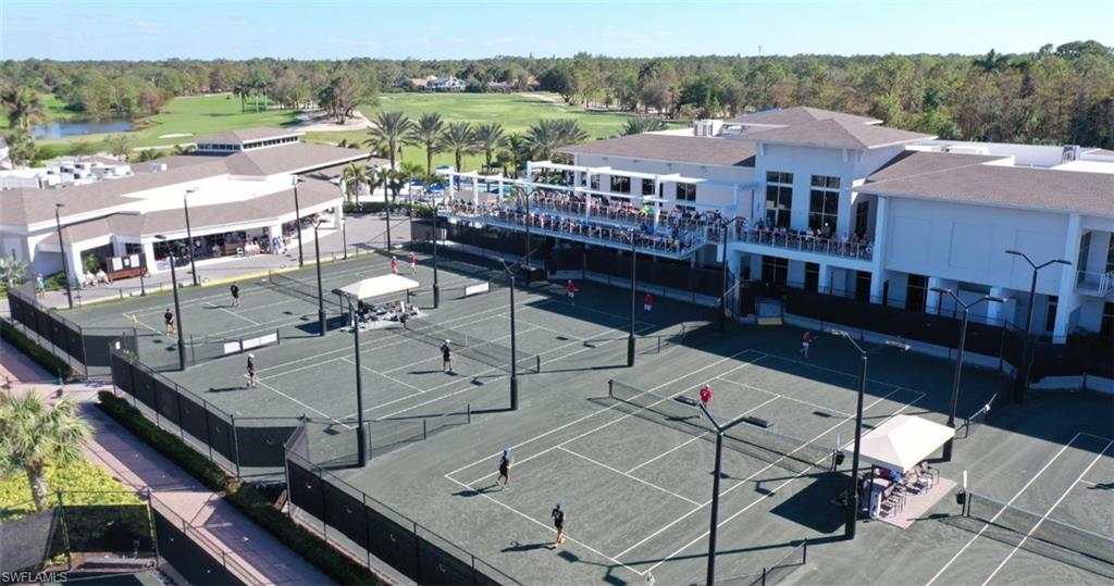 COURTSIDE COMMONS - Residential