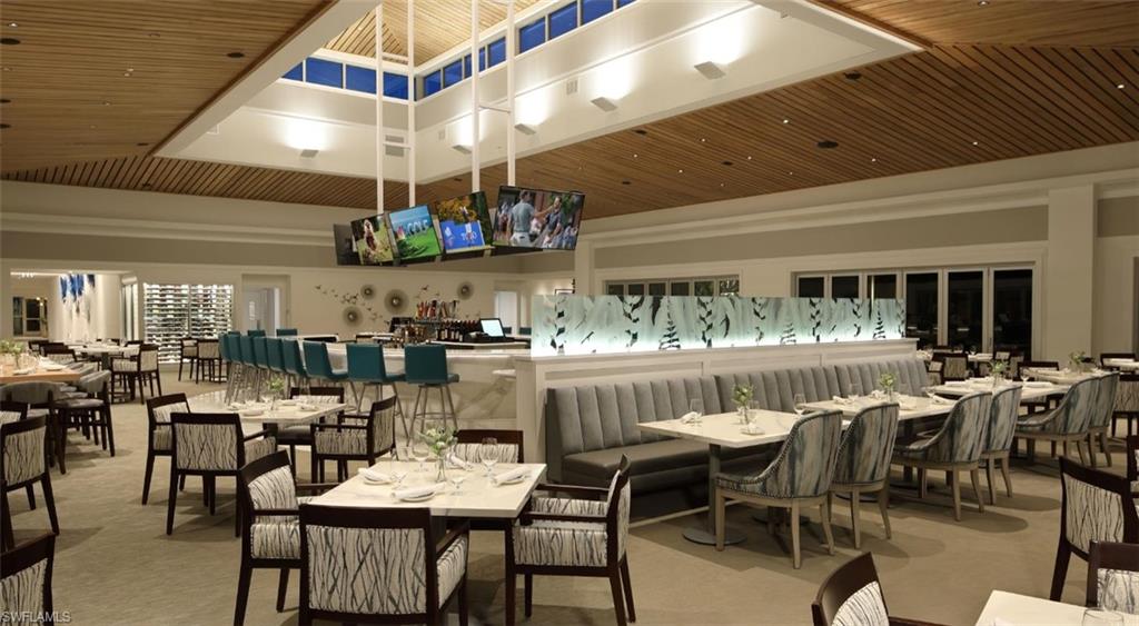 COURTSIDE COMMONS - Residential