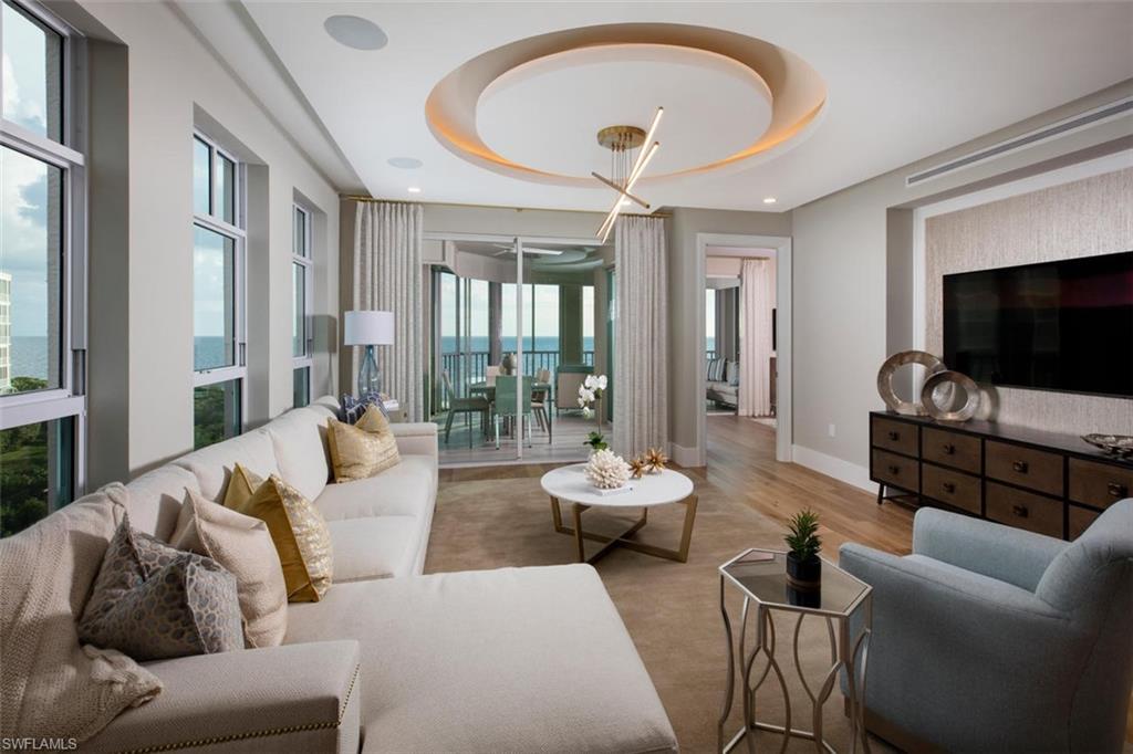 BAREFOOT BEACH CLUB - Residential