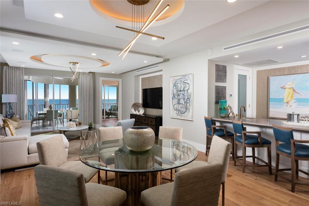 BAREFOOT BEACH CLUB - Residential