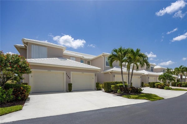 1150 SWEETWATER LN UNIT 1207, NAPLES, FL 34110 - Image f9ece4e6c58dc7c3cd693879558059f4/717326022