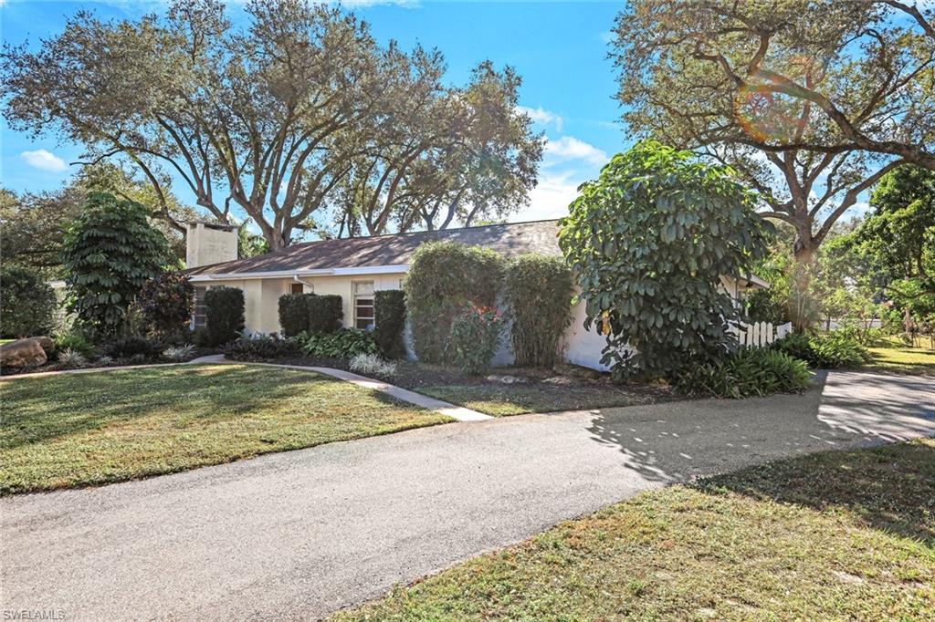 SEMINOLE ESTATES - Residential