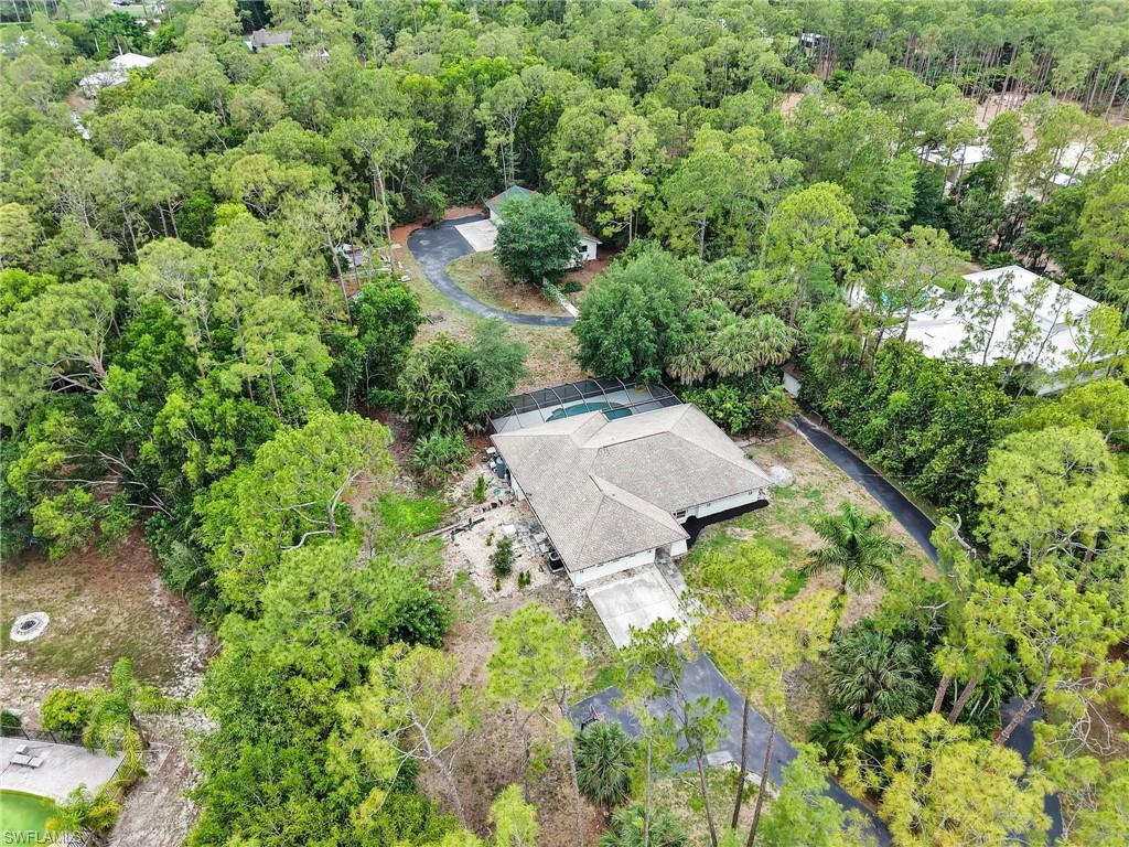 5810 Golden Oaks LN