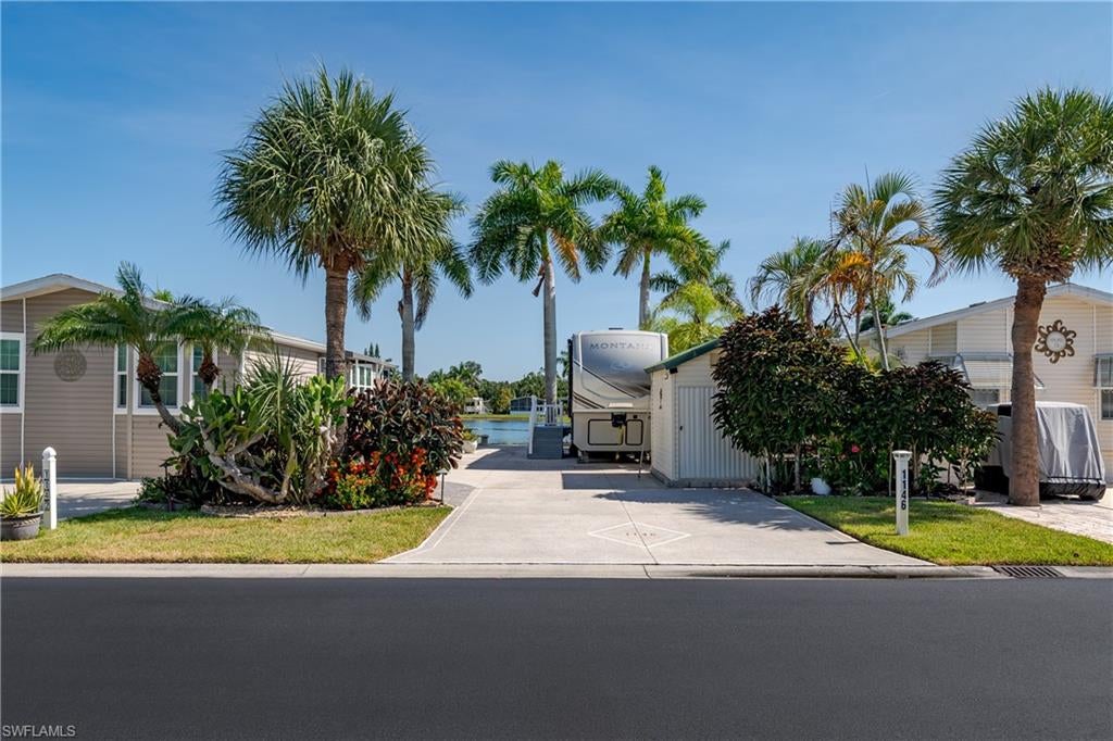 1146 Silver Lakes BLVD