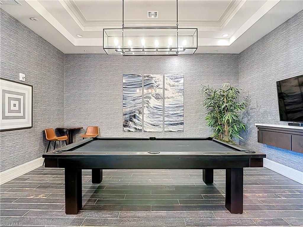 MAPLE RIDGE - Residential