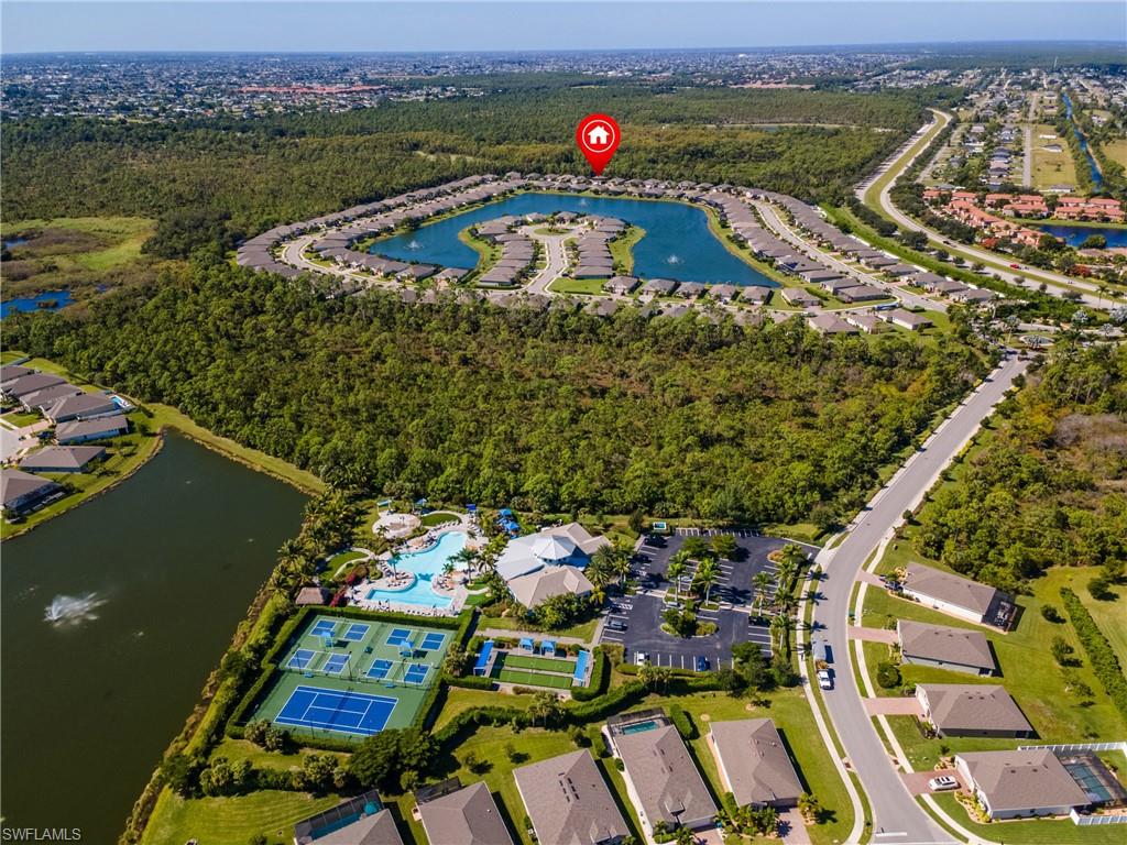 ENTRADA - Residential