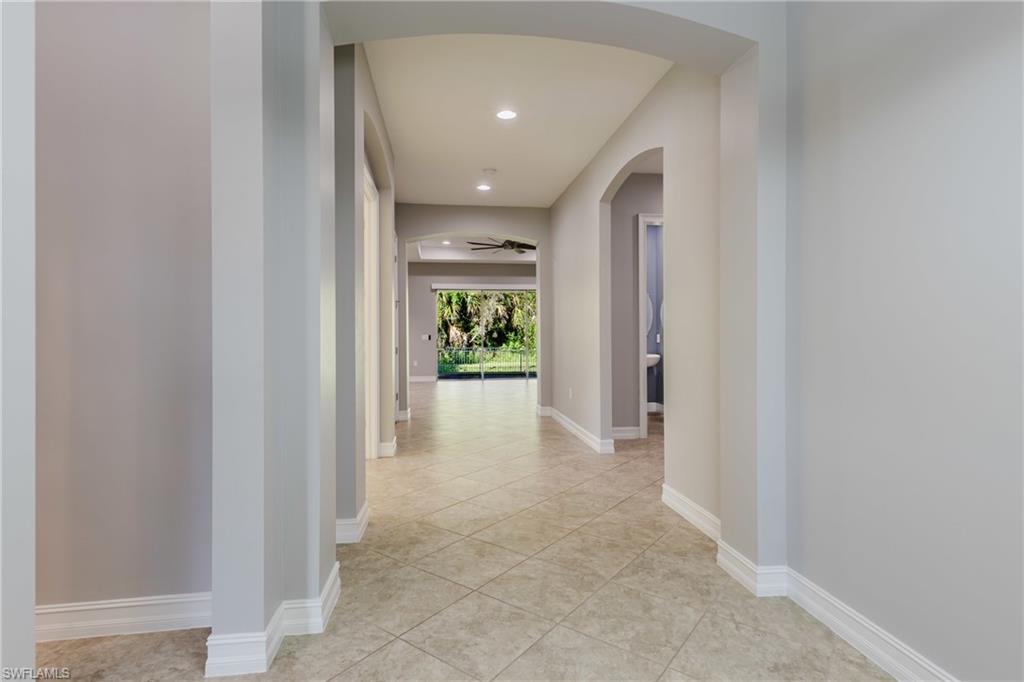 ENTRADA - Residential