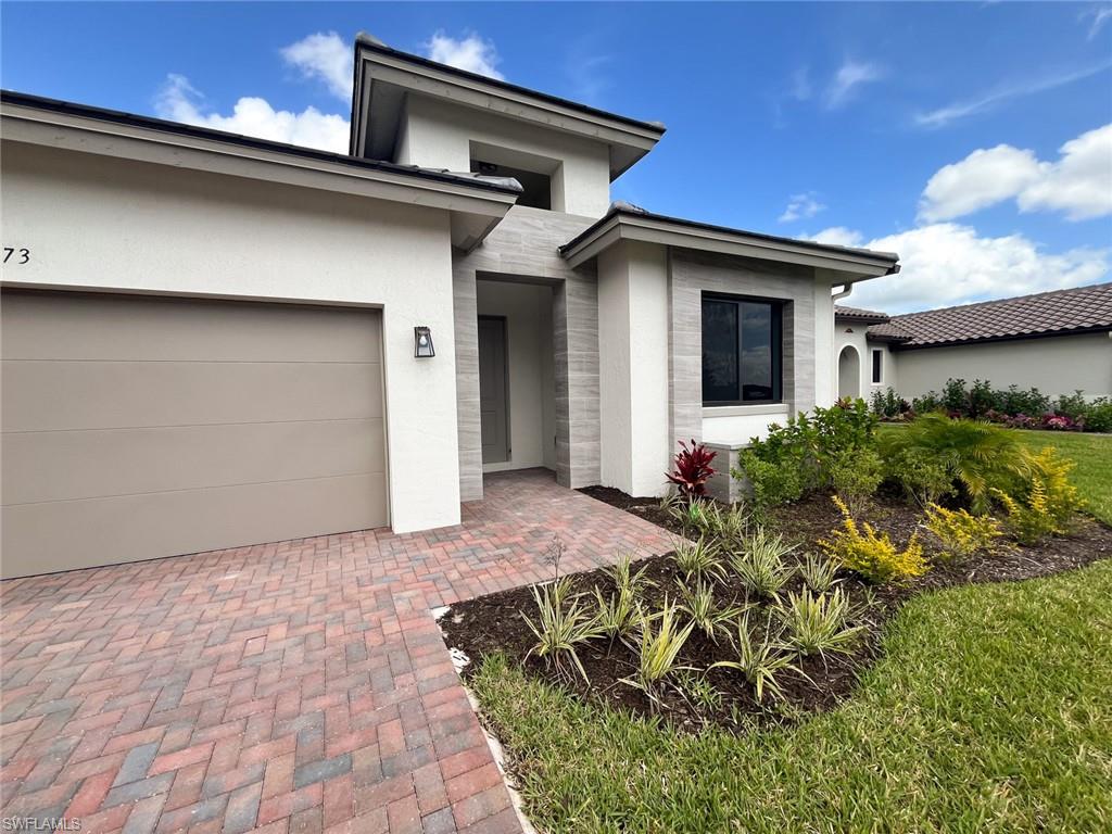 MAPLE RIDGE - Residential