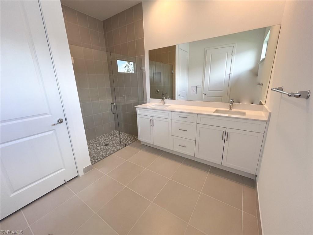 MAPLE RIDGE - Residential