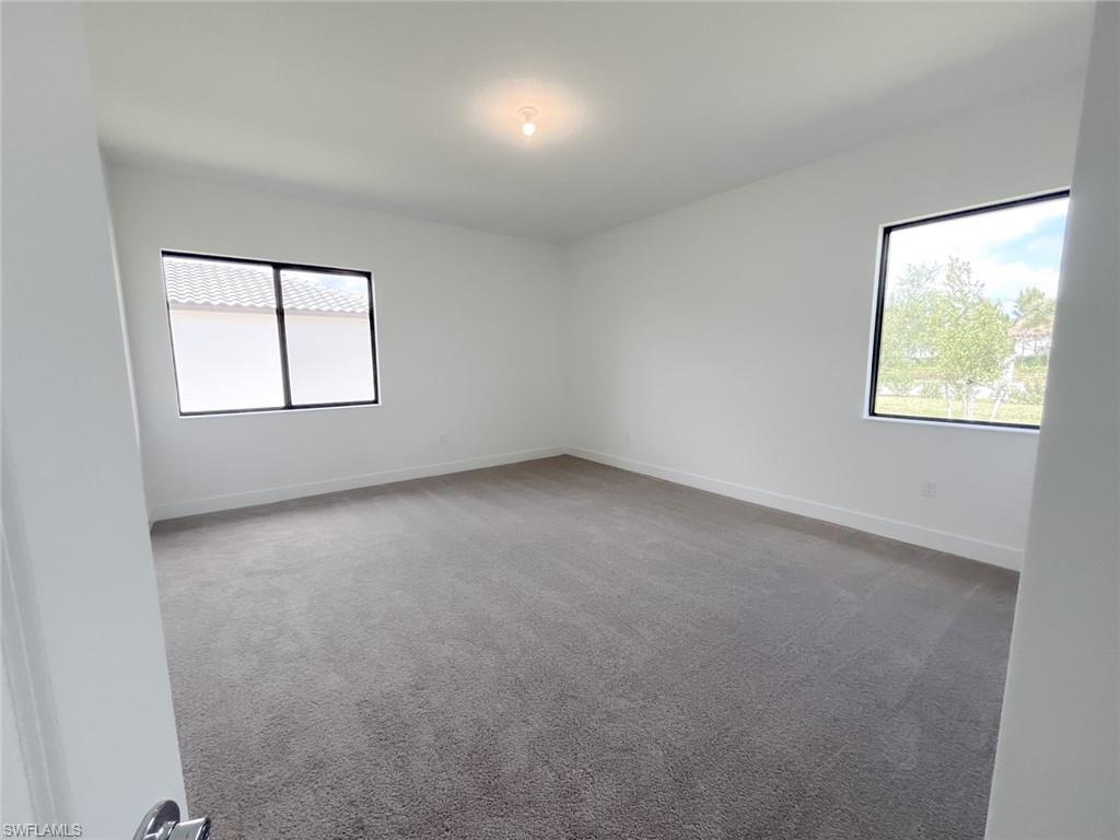 MAPLE RIDGE - Residential