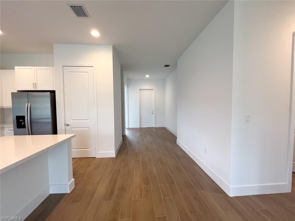 MAPLE RIDGE - Residential