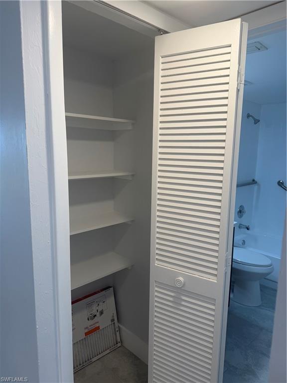 ROYAL HAWAIIAN CLUB - Residential