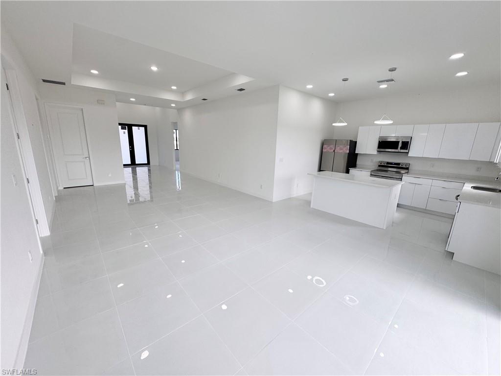 CAPE CORAL - Residential Lease