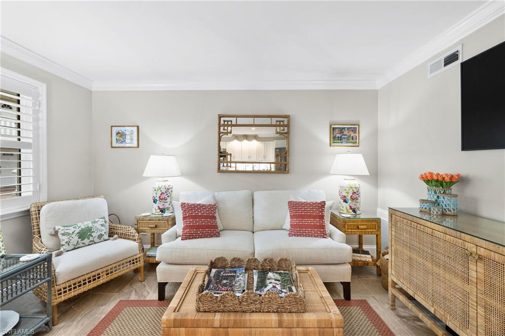 CASTLETON GARDENS - Residential