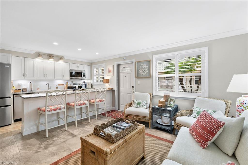 CASTLETON GARDENS - Residential