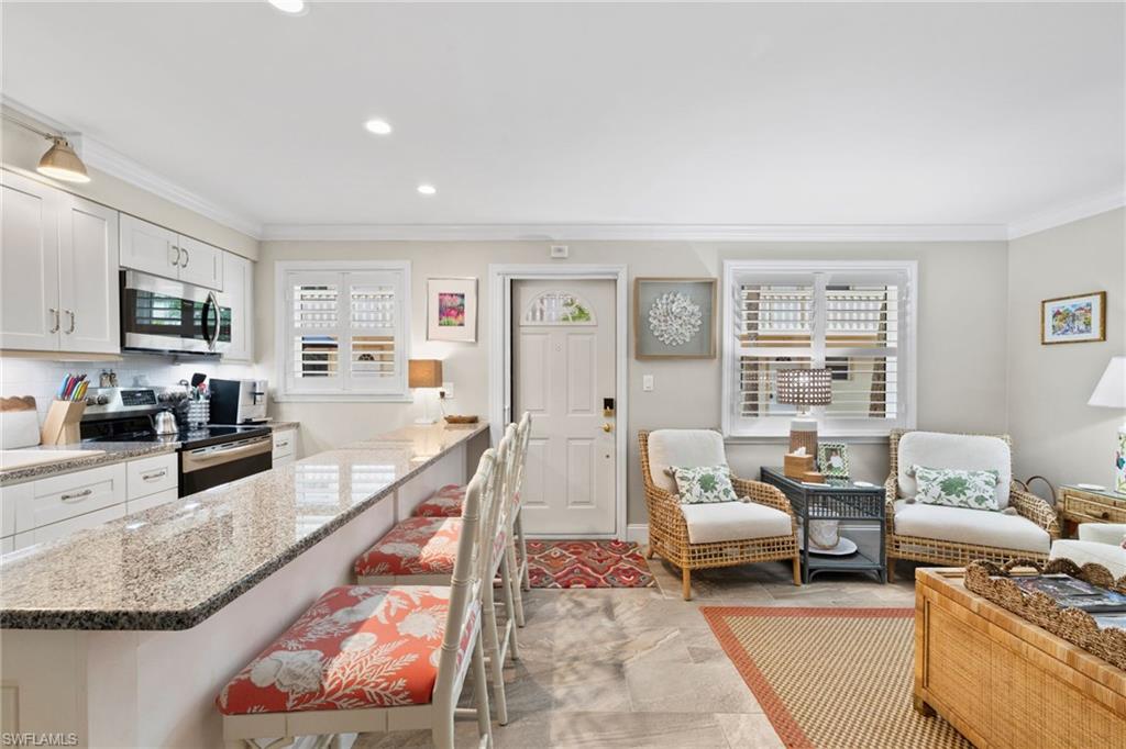 CASTLETON GARDENS - Residential