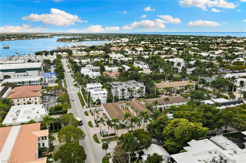 CASTLETON GARDENS - Residential