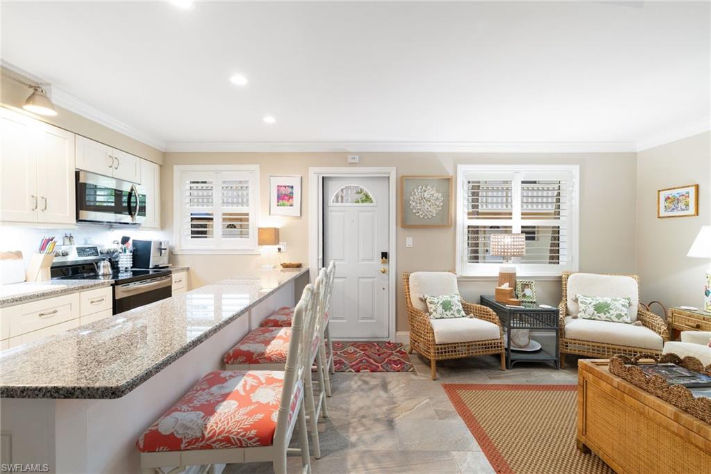 CASTLETON GARDENS - Residential