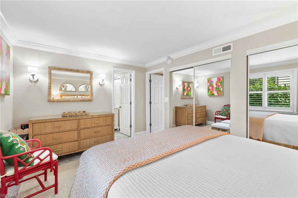 CASTLETON GARDENS - Residential