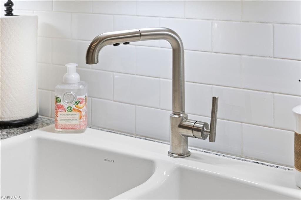 CASTLETON GARDENS - Residential