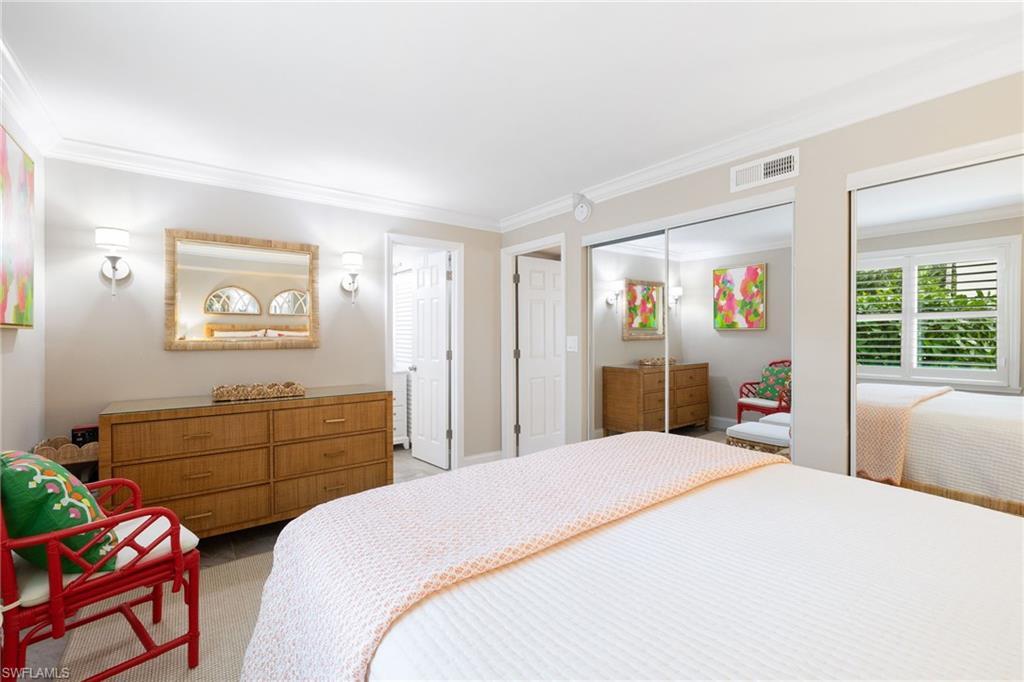 CASTLETON GARDENS - Residential