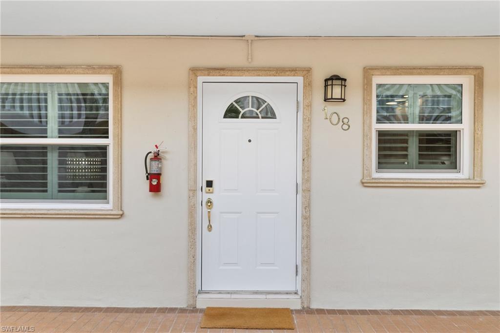 CASTLETON GARDENS - Residential