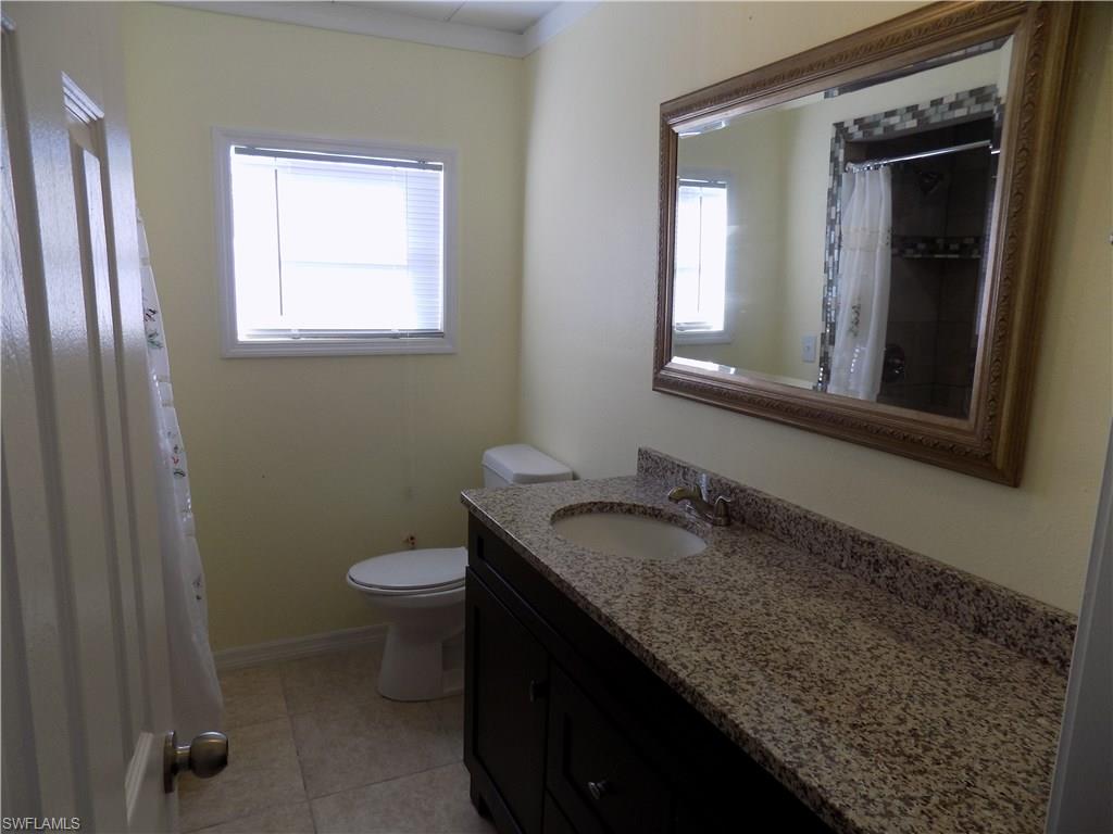 PEACEFUL PINES MOBILE VIL - Residential