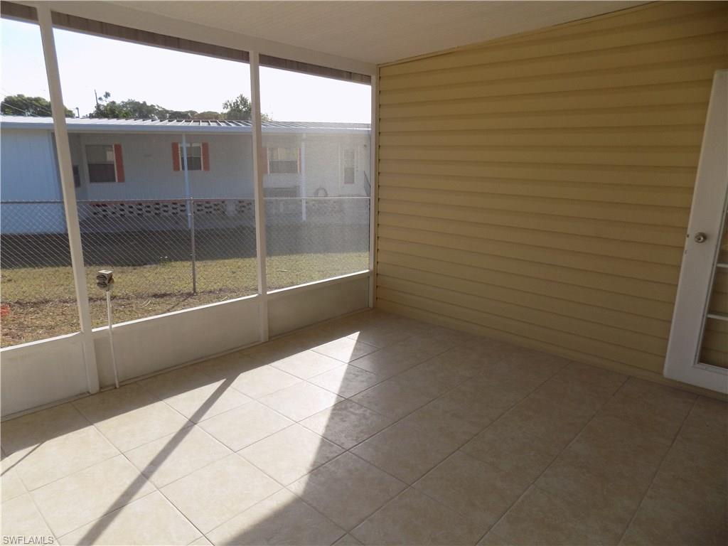 PEACEFUL PINES MOBILE VIL - Residential