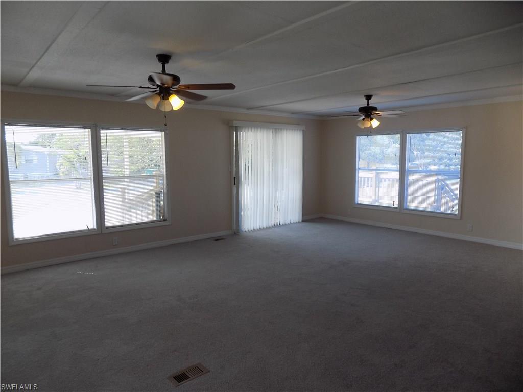 PEACEFUL PINES MOBILE VIL - Residential