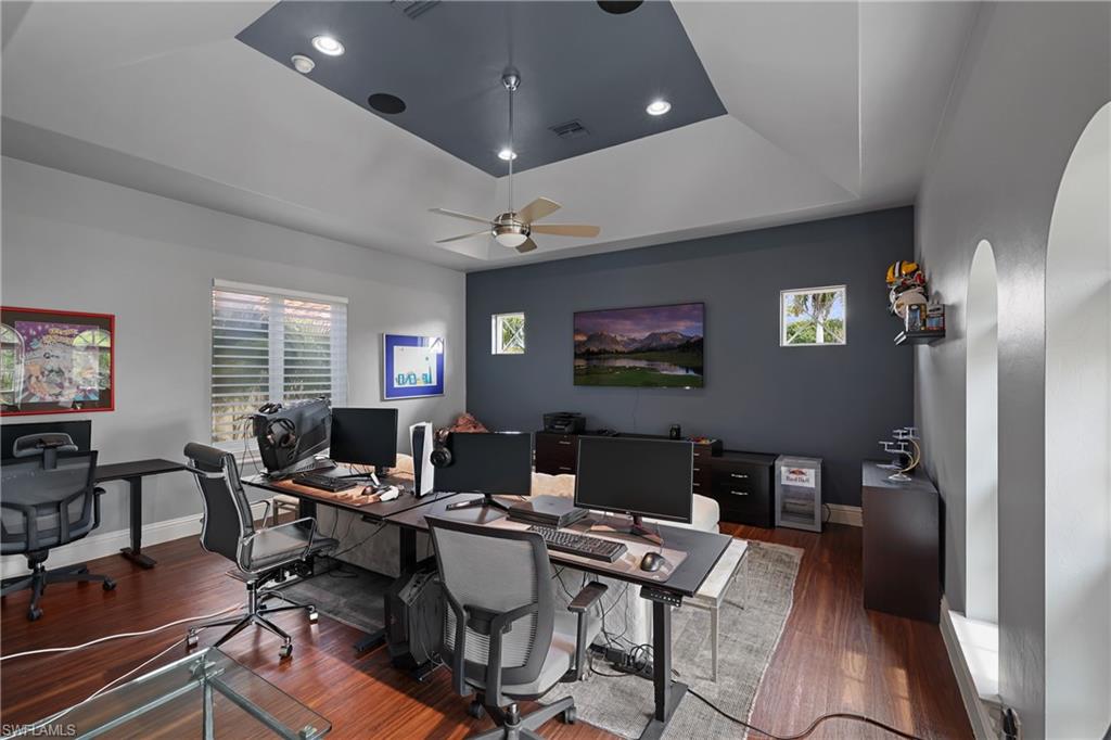 LYNNS ADD - Residential