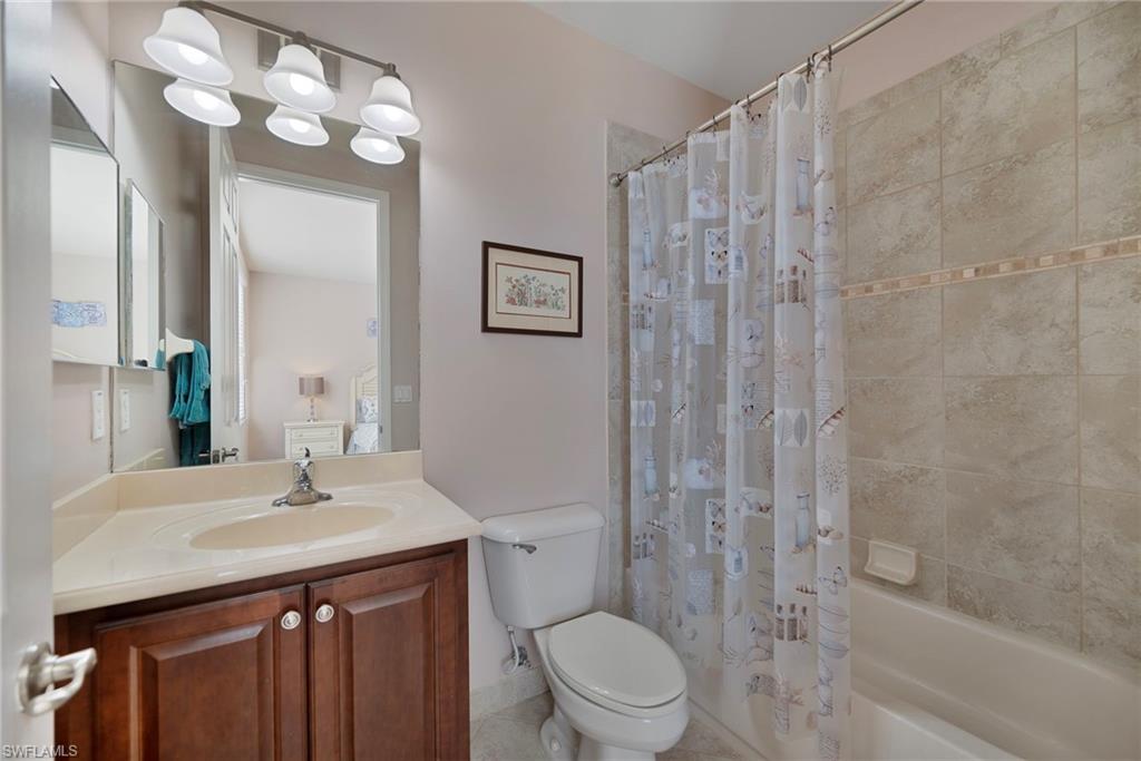 MARBELLA LAKES - Residential