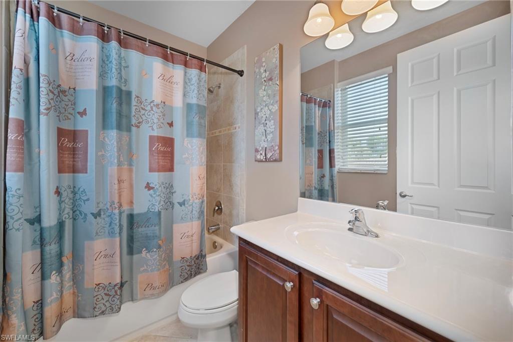 MARBELLA LAKES - Residential