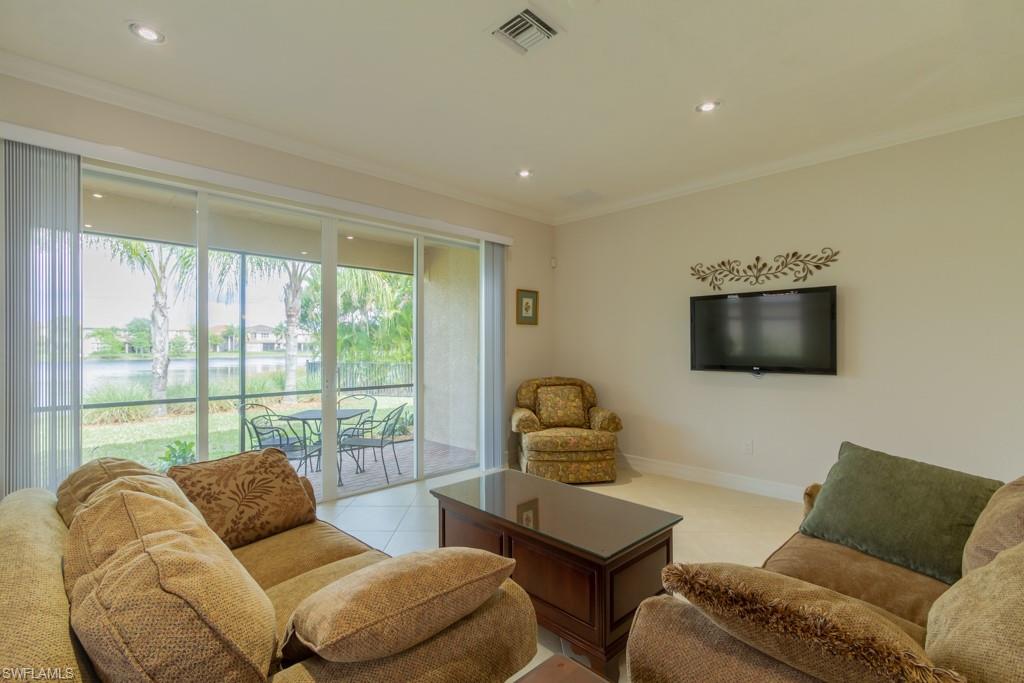 BOTANICA LAKES - Residential