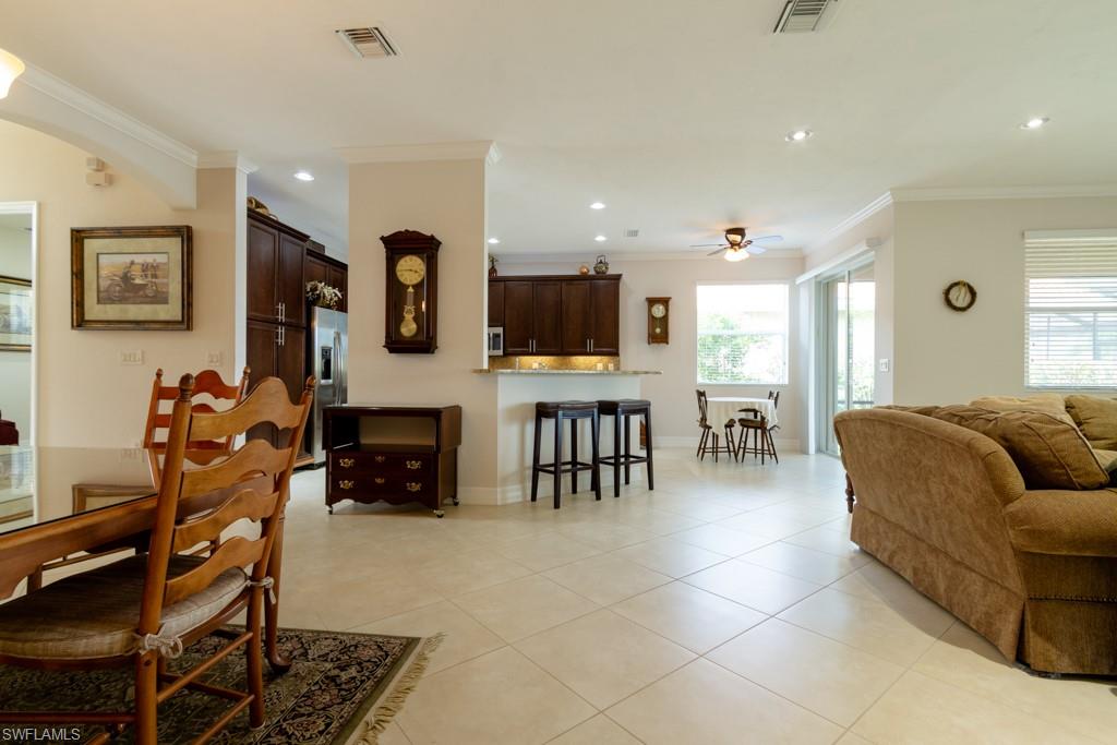 BOTANICA LAKES - Residential