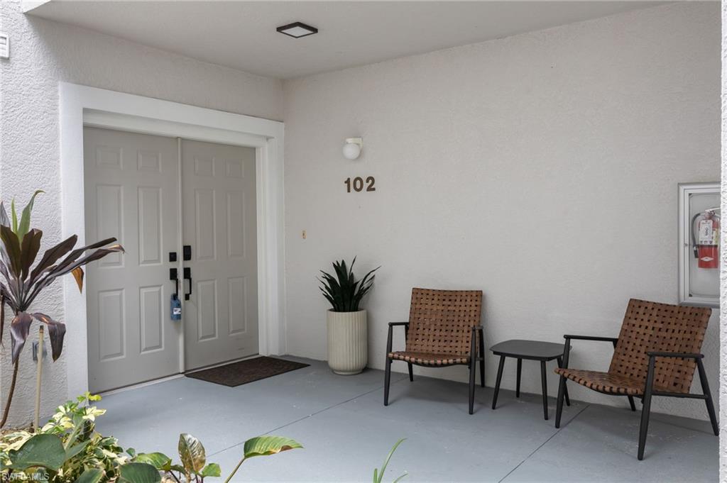 760 Waterford DR 102