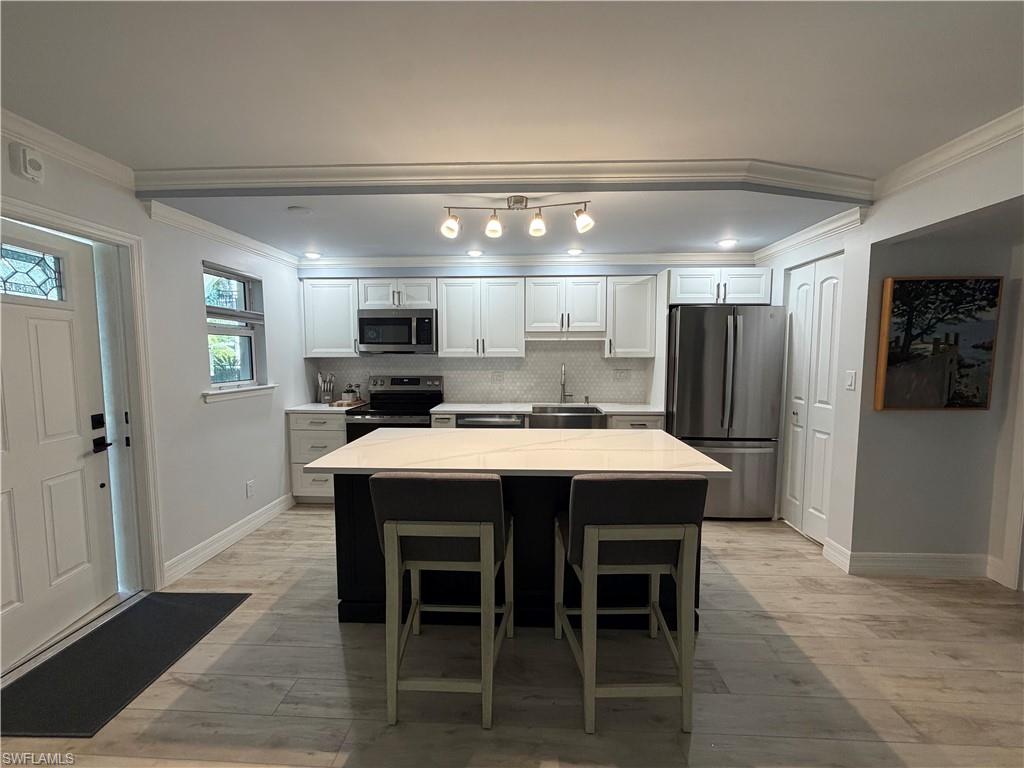 960 ON SEVENTH - Residential Lease