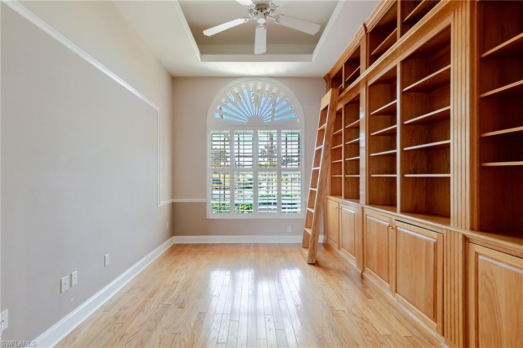 OLDE HICKORY GOLF & COUNTRY CLUB - Residential