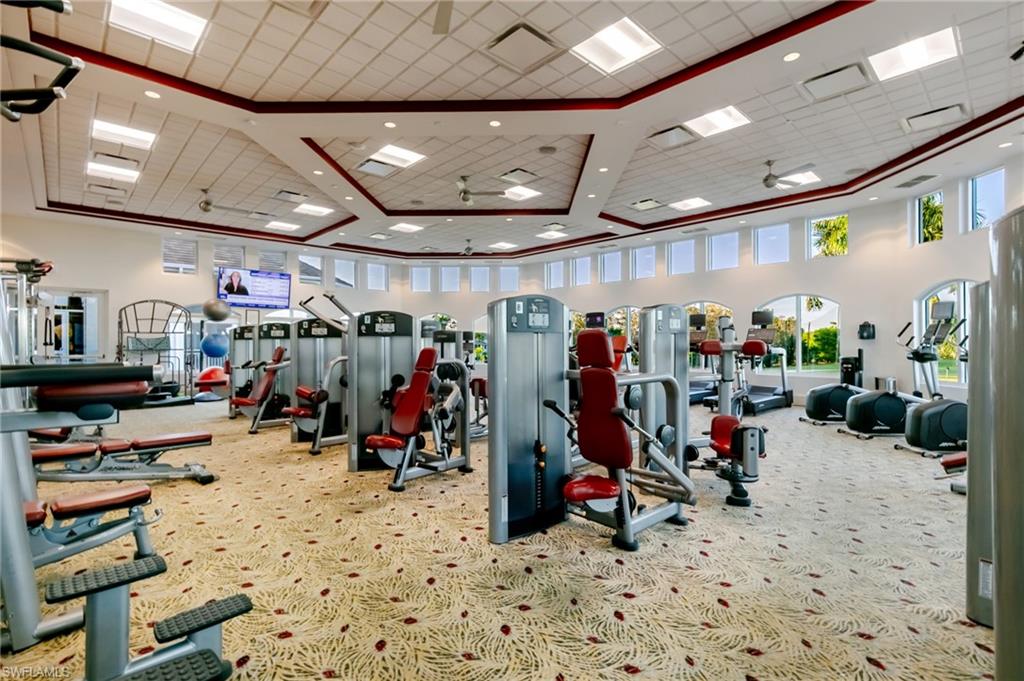 OLDE HICKORY GOLF & COUNTRY CLUB - Residential