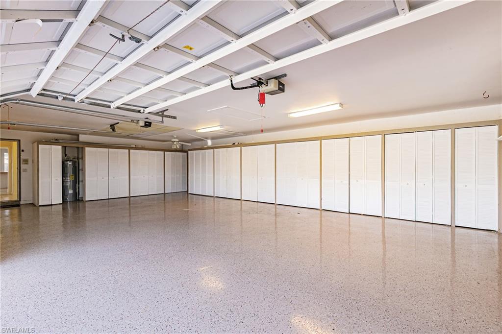 OLDE HICKORY GOLF & COUNTRY CLUB - Residential