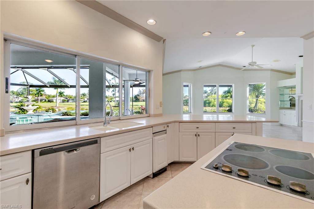 OLDE HICKORY GOLF & COUNTRY CLUB - Residential