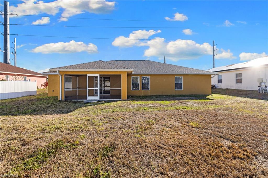 CAPE CORAL - Residential