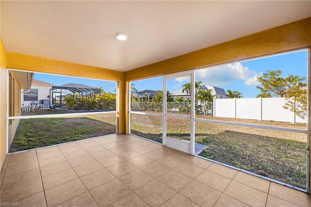 CAPE CORAL - Residential