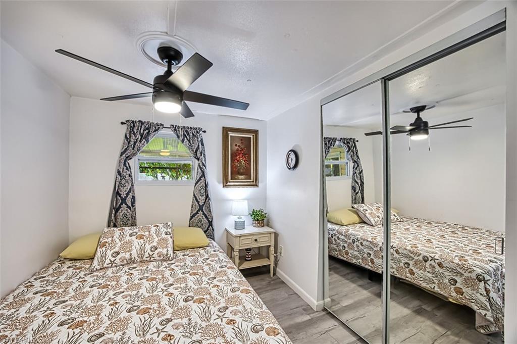 MOORHEAD MANOR - Residential