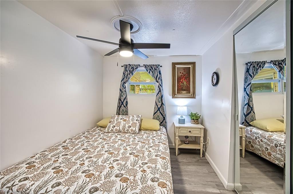 MOORHEAD MANOR - Residential