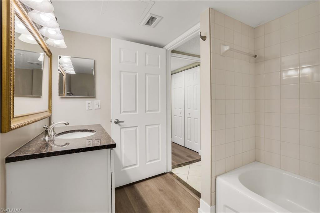 NAPOLI - Residential