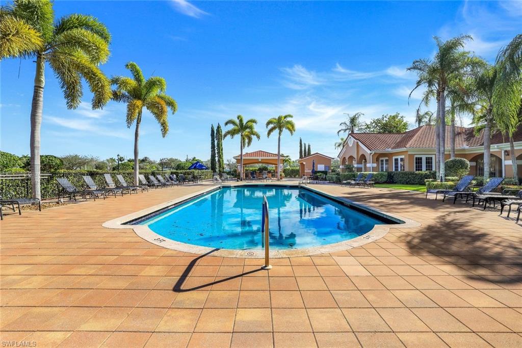 NAPOLI - Residential