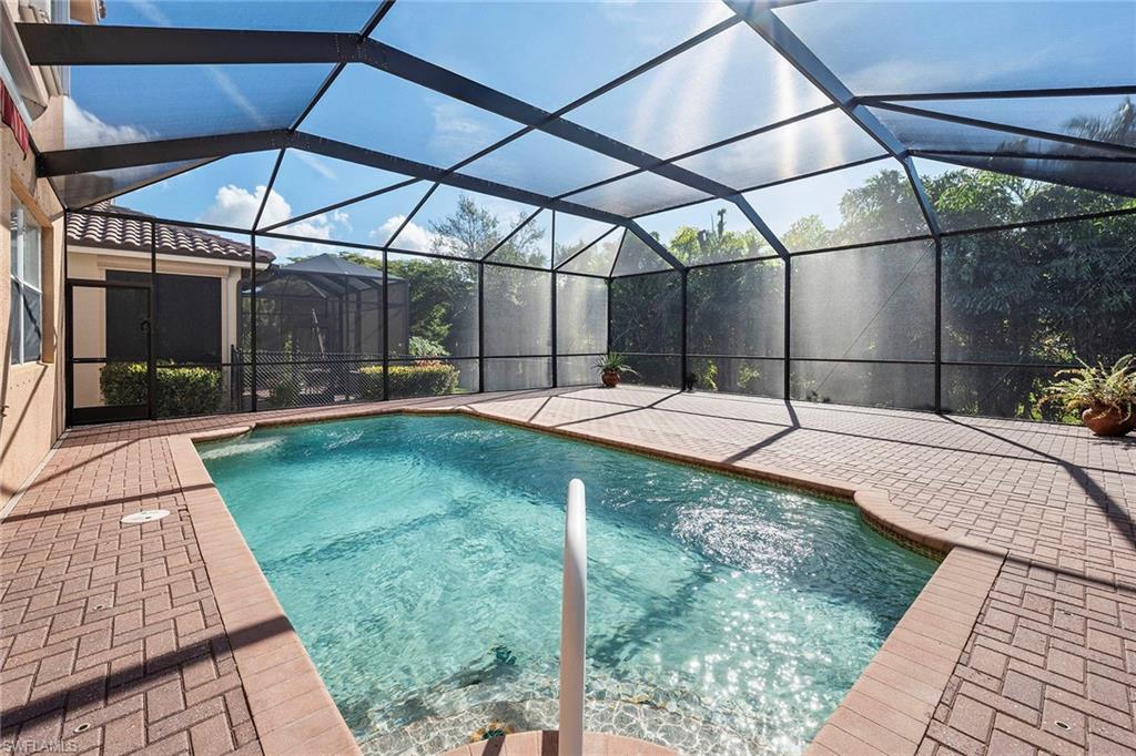 CATALINA ISLES - Residential