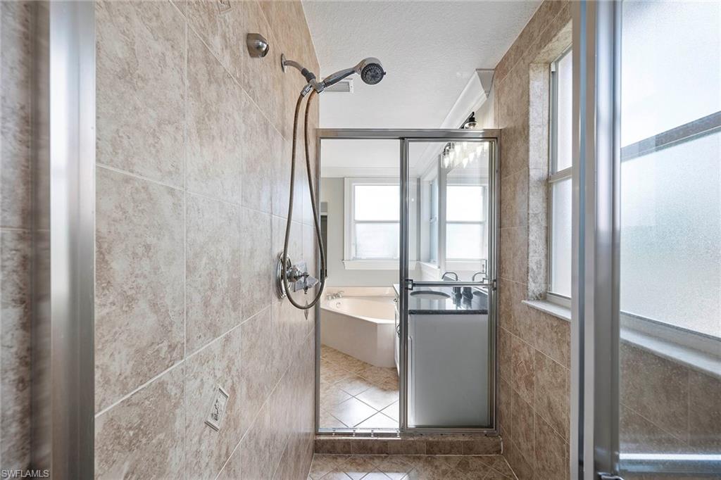 CATALINA ISLES - Residential