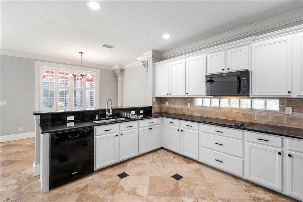 CATALINA ISLES - Residential